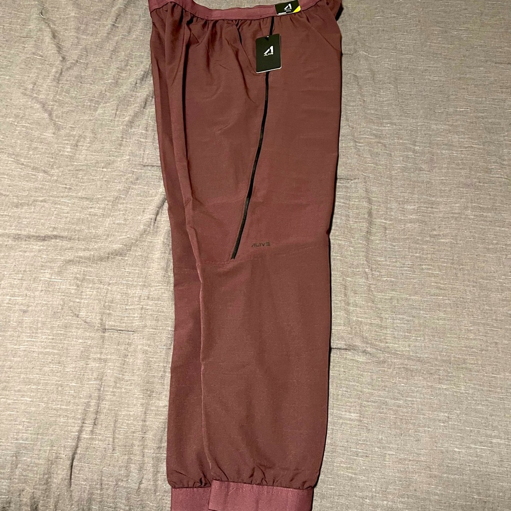 Maroon burgundy jogger pants L